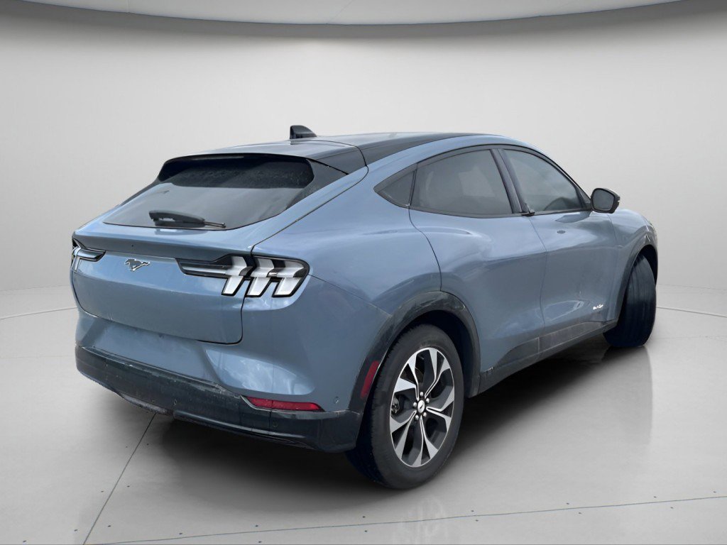 Used 2023 Ford Mustang Mach-E Premium image 6