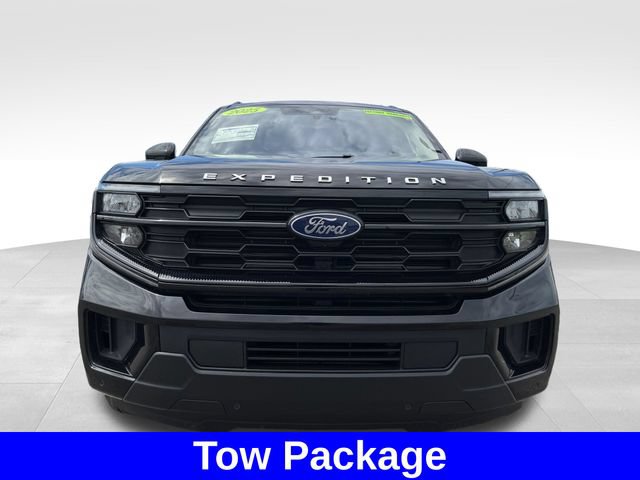 Used 2025 Ford Expedition Active AWD/4WD image 8