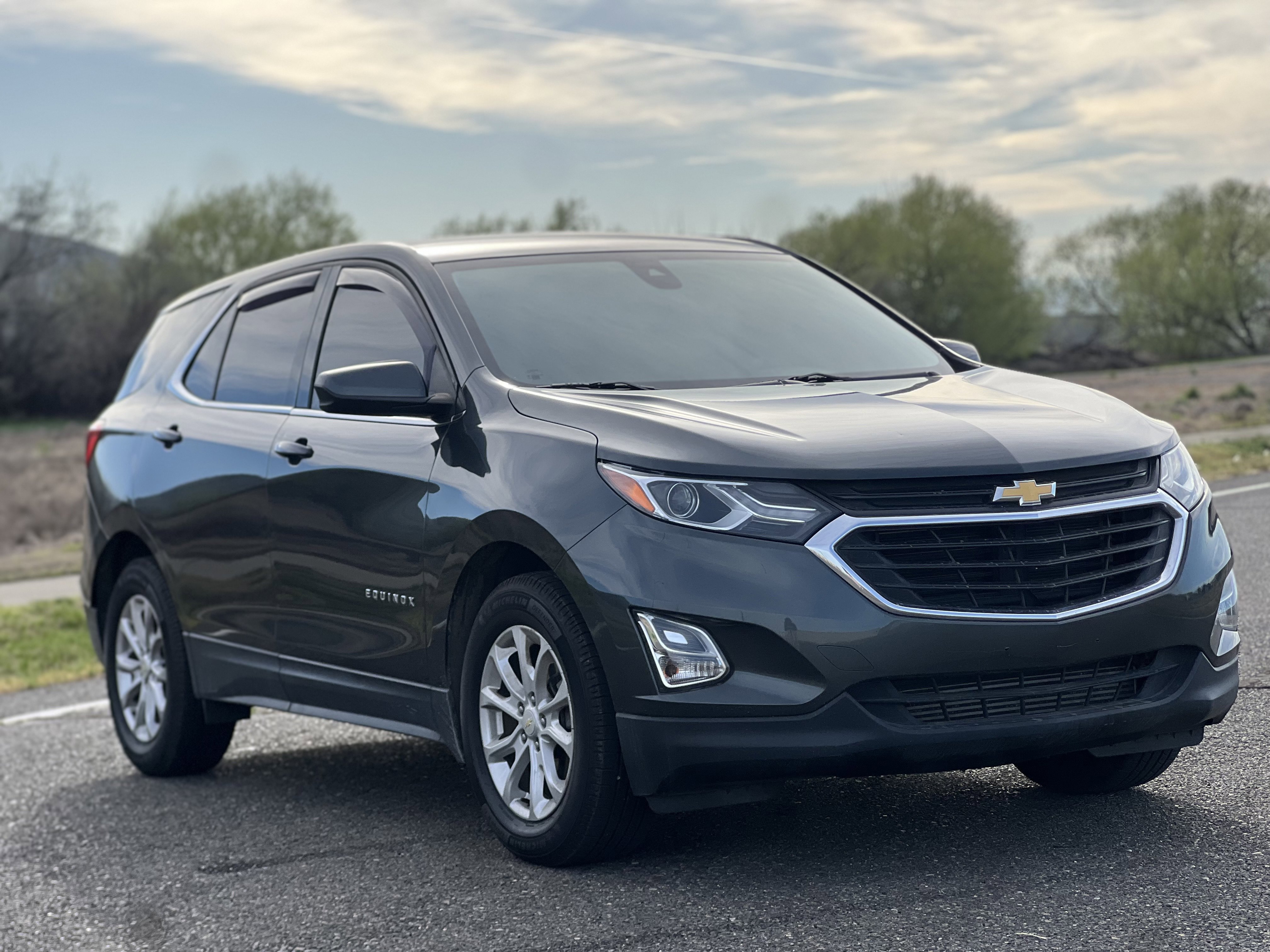 Used 2020 Chevrolet Equinox LT FWD image 3