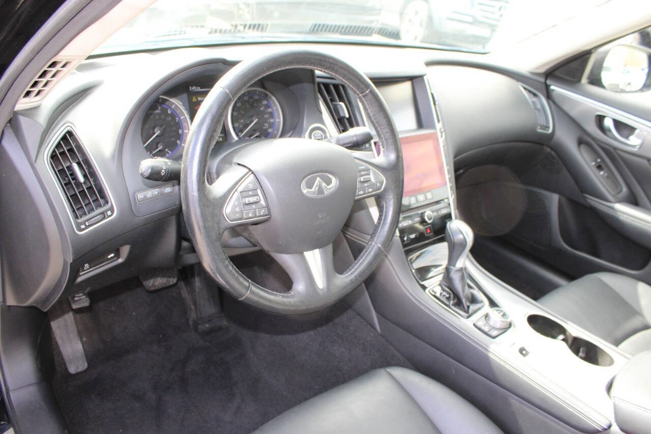 Used 2015 INFINITI Q50 Premium w/ Navigation Package AWD/4WD image 13