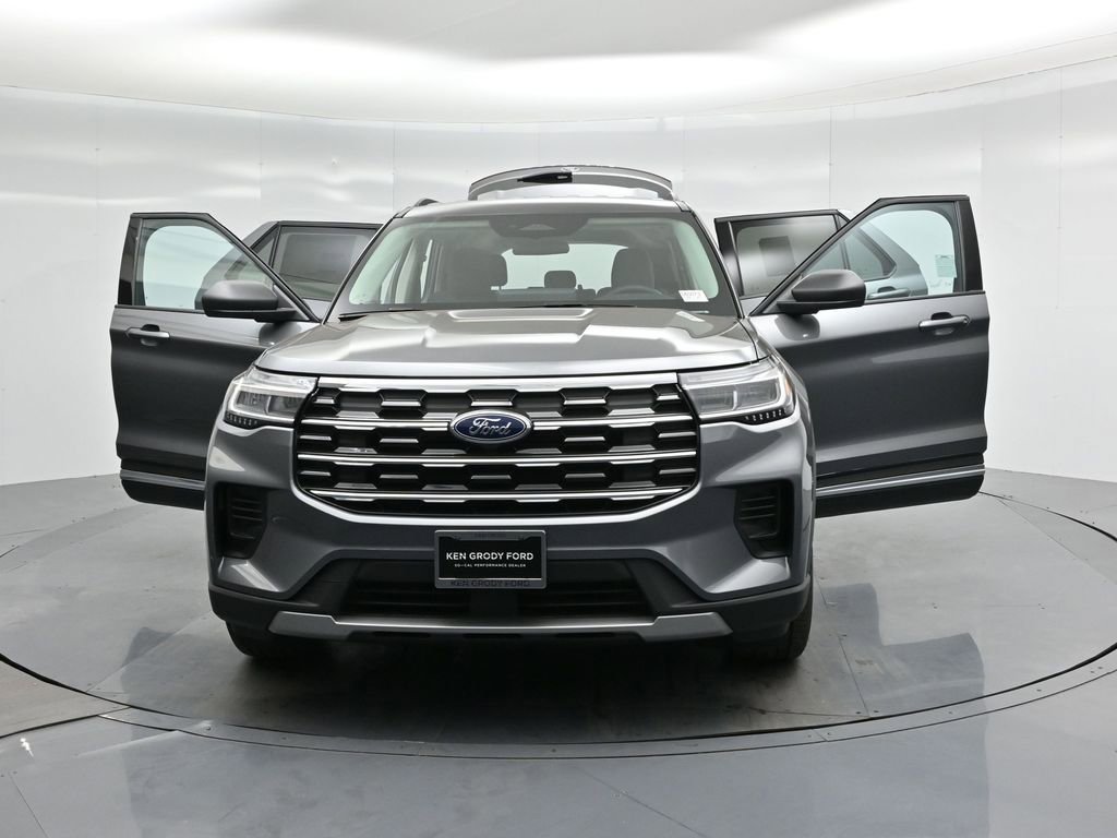 New 2025 Ford Explorer Active image 33