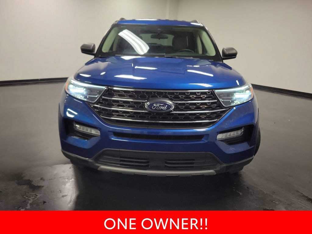 Used 2023 Ford Explorer XLT w/ Equipment Group 202A AWD/4WD image 3