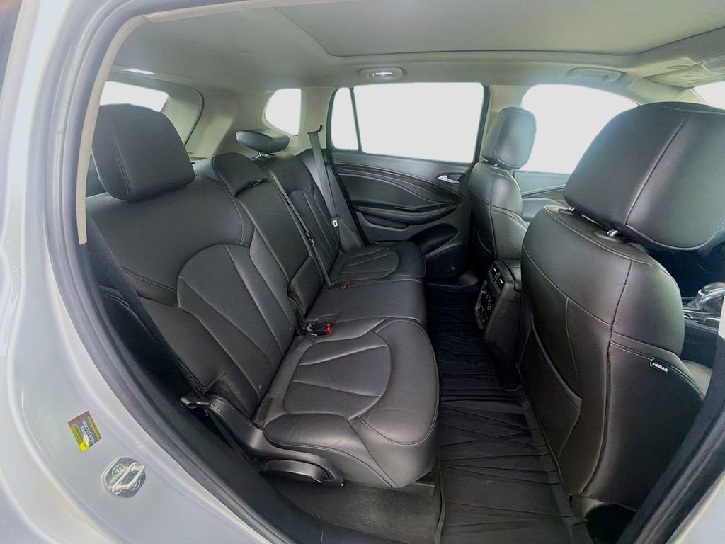 Used 2019 Buick Envision Essence FWD image 27