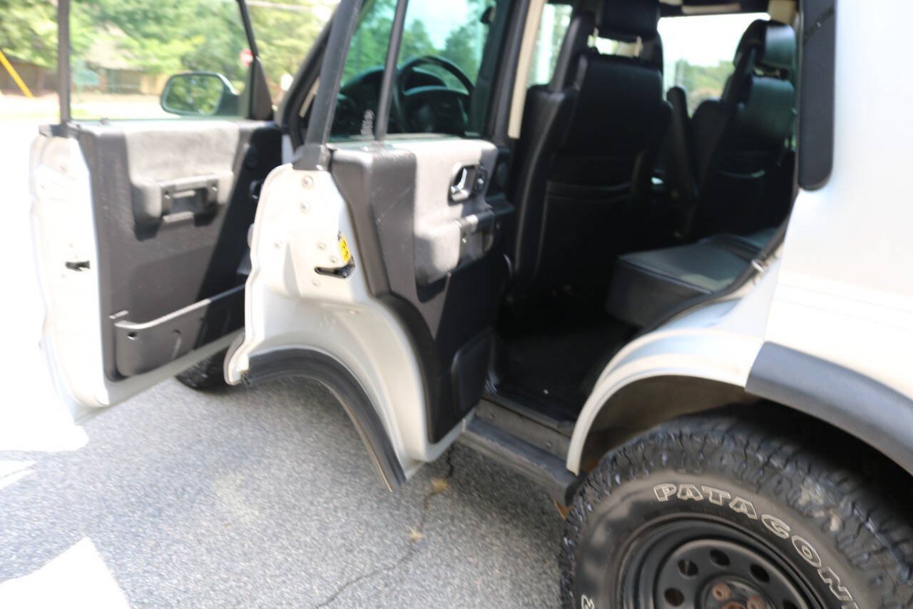 Used 2004 Land Rover Discovery HSE AWD/4WD image 19