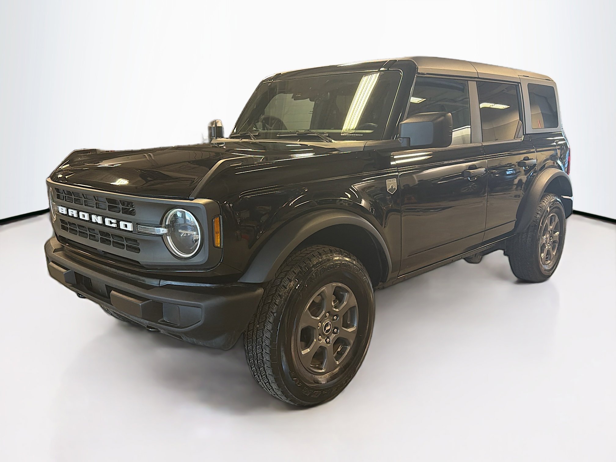 Used 2025 Ford Bronco Big Bend image 3