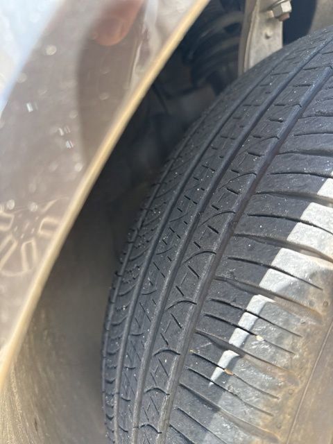 Used 2025 Volvo XC60 B5 Plus image 24