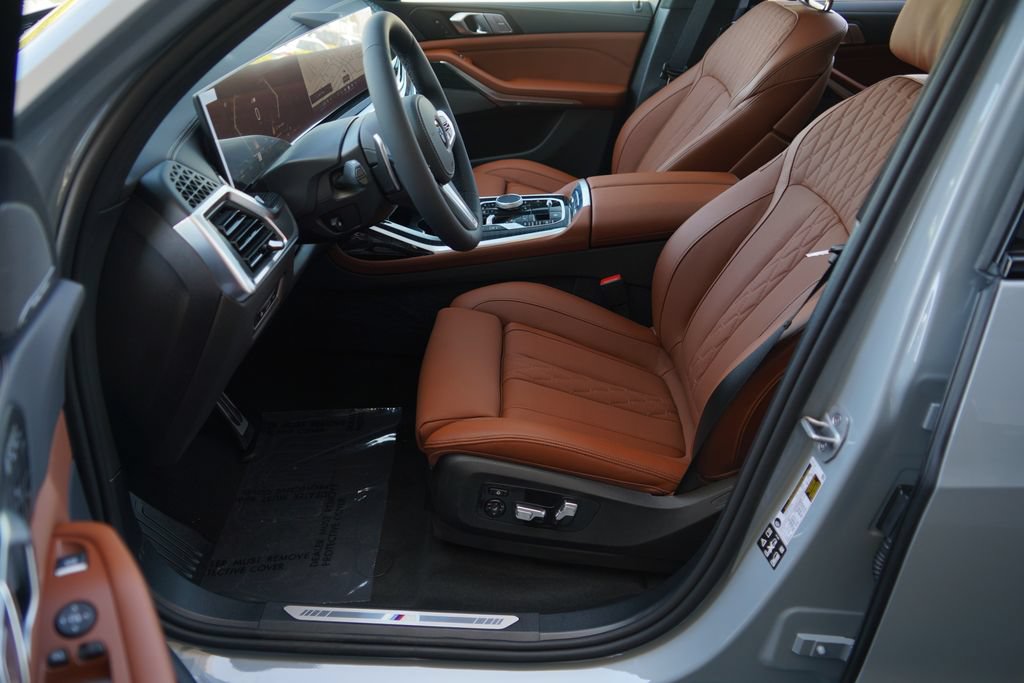 New 2027 BMW X7 xDrive40i AWD/4WD image 13