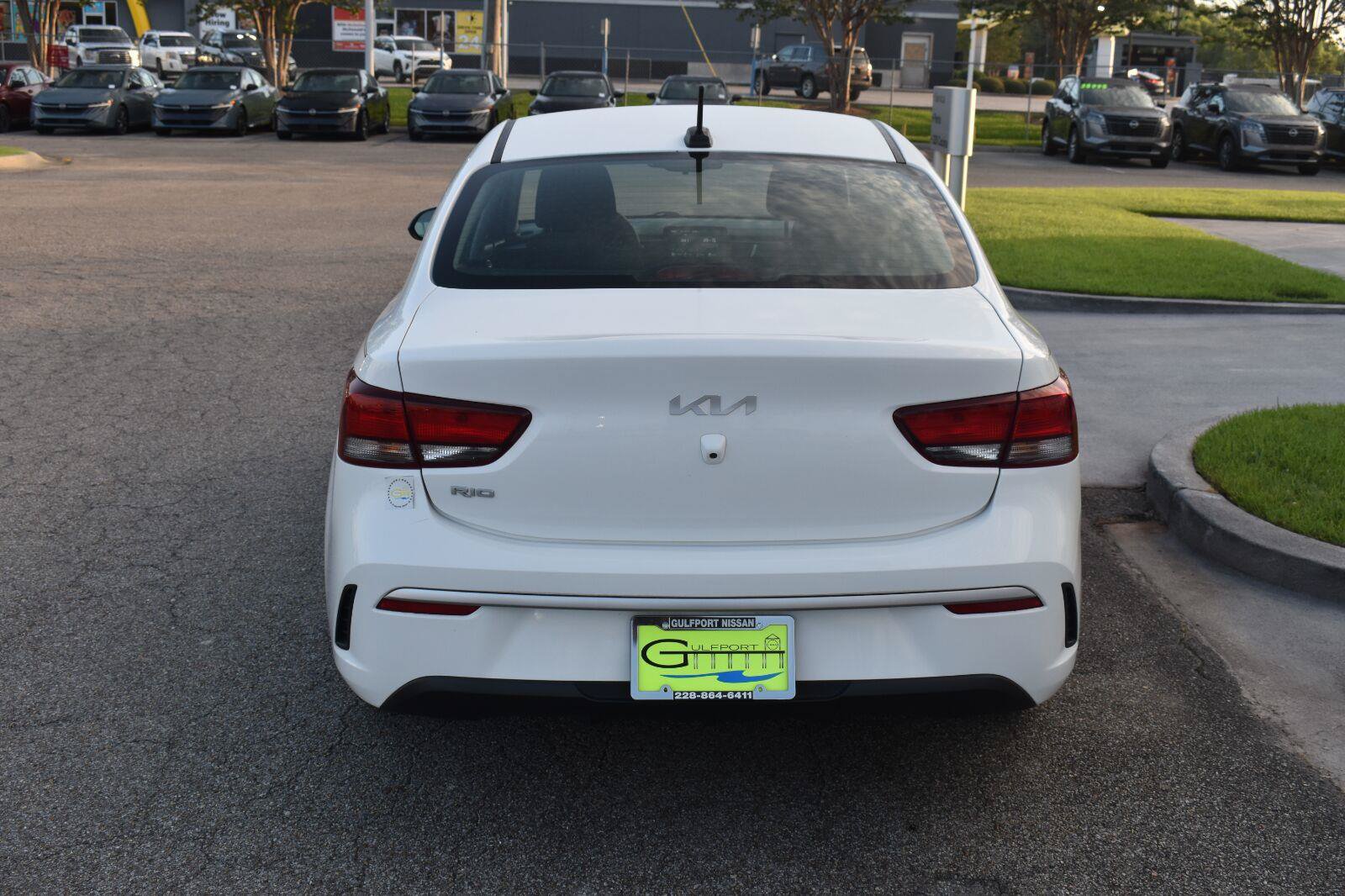 Used 2023 Kia Rio S w/ Technology Package FWD image 9