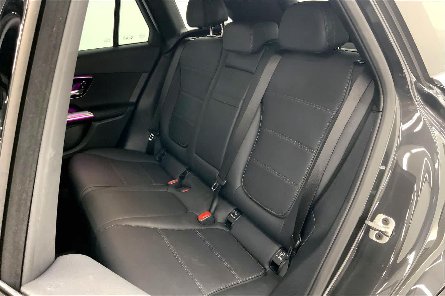 Used 2026 Mercedes-Benz GLC 300 image 17