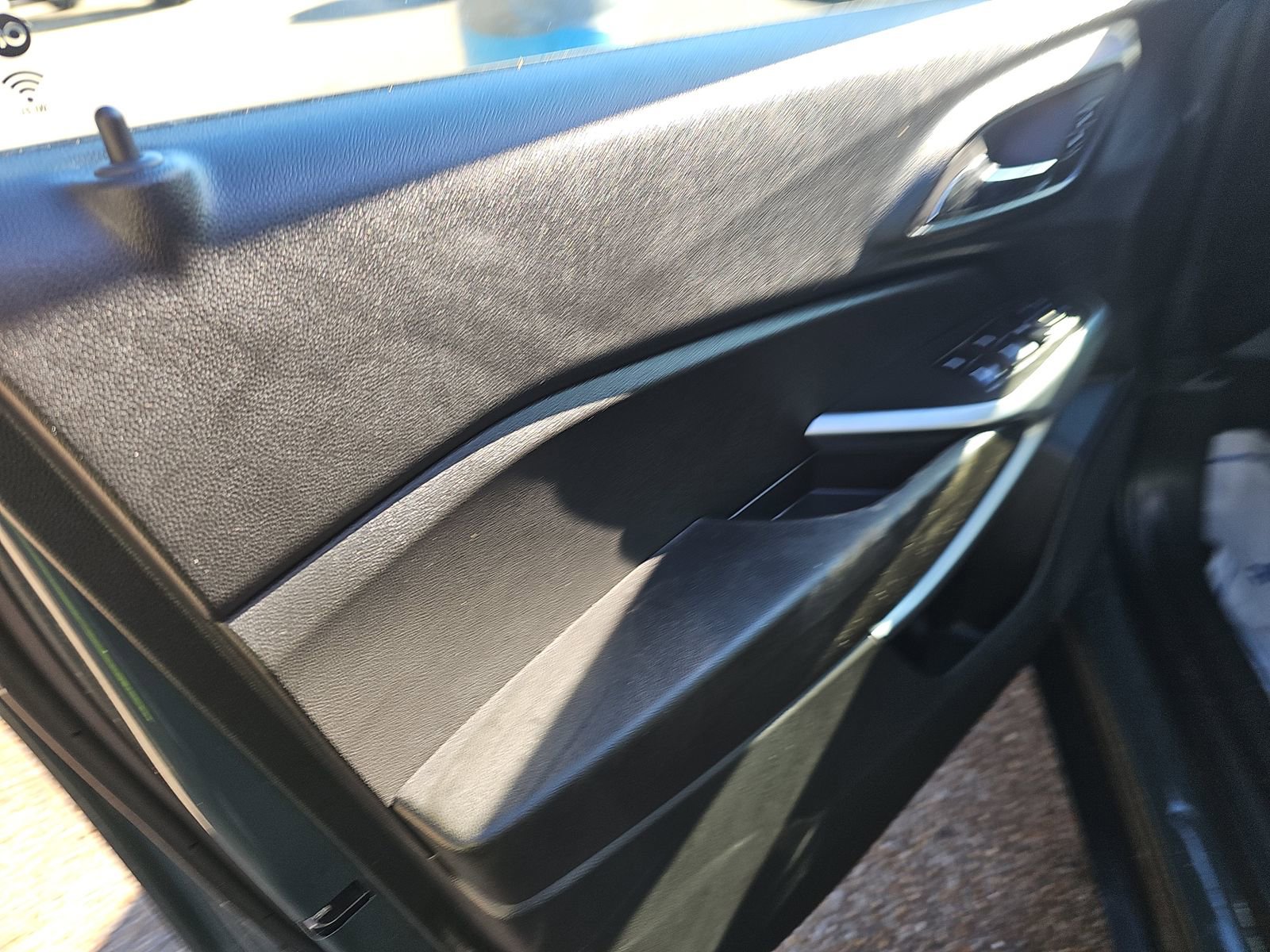 Used 2025 Chevrolet Trax LS w/ LS Convenience Package image 10