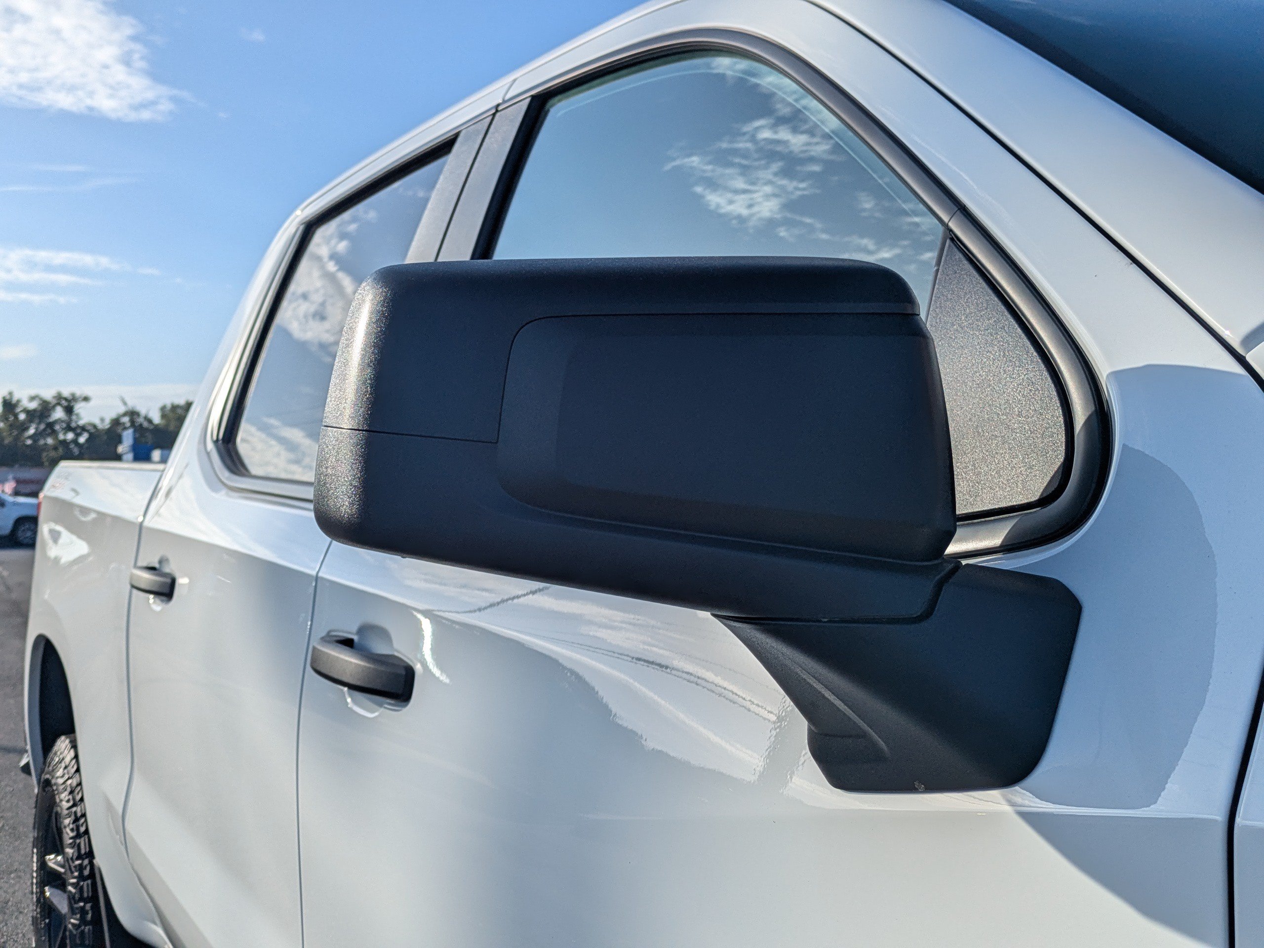 New 2026 Chevrolet Silverado 1500 Custom Trail Boss w/ LPO, Dark Essentials Package AWD/4WD image 12