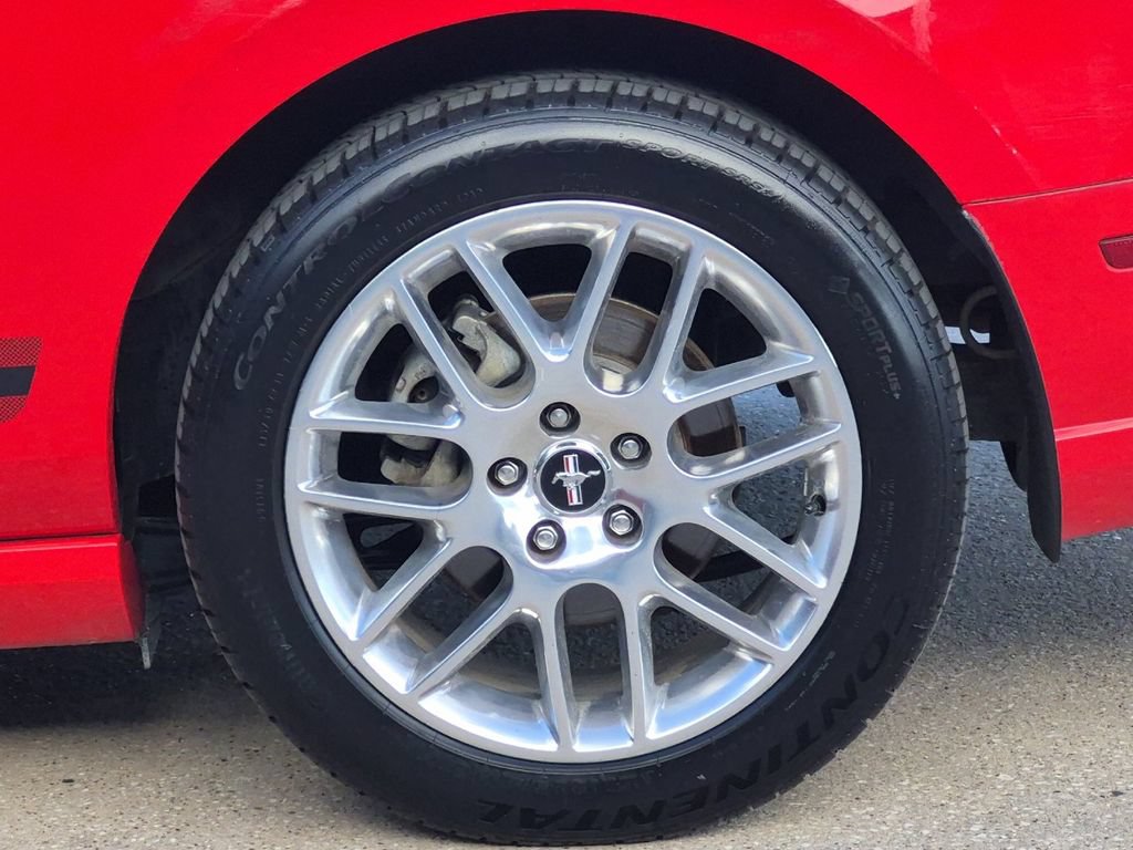 Used 2014 Ford Mustang Premium w/ Equipment Group 202A RWD image 21