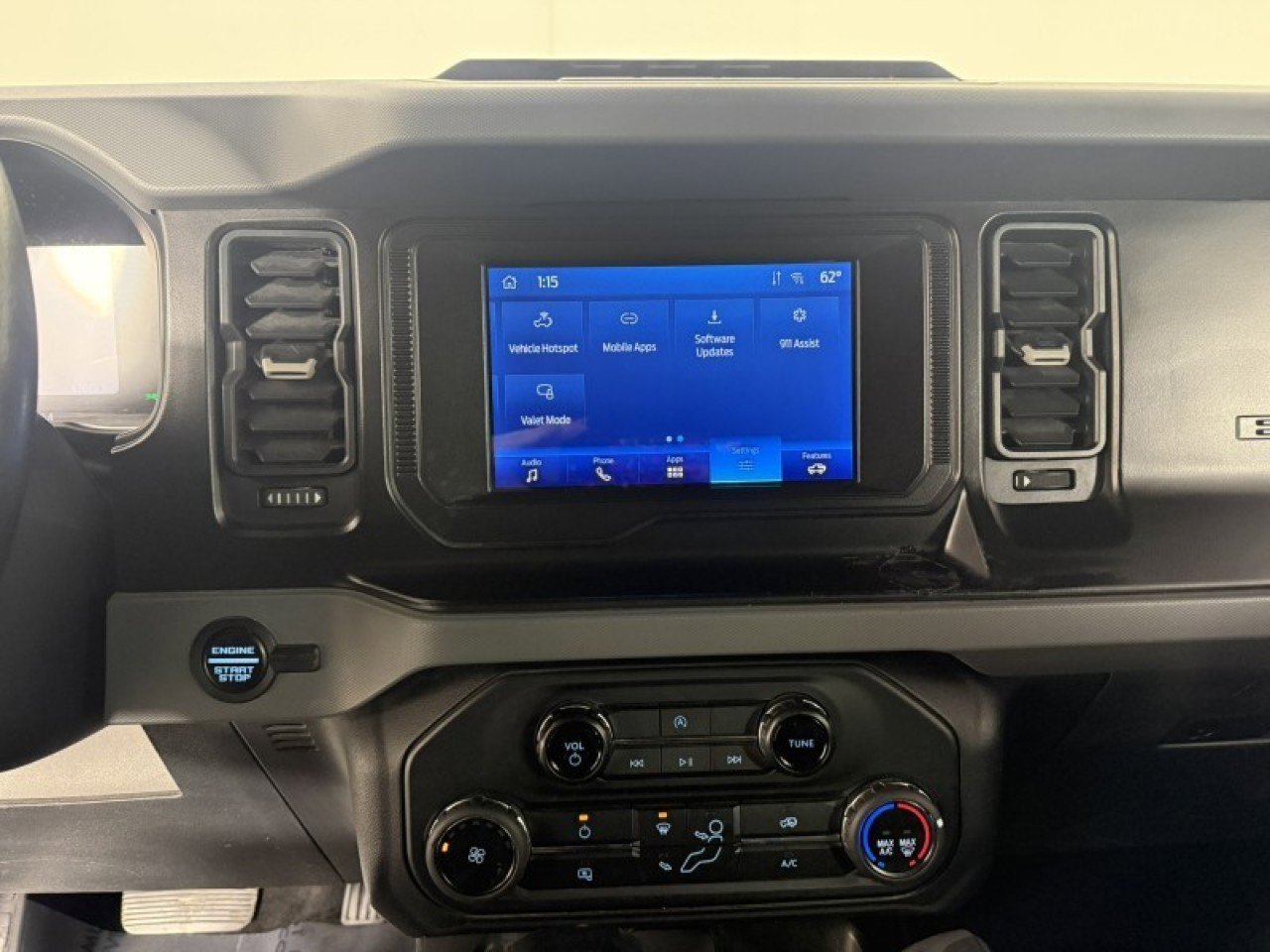 Used 2021 Ford Bronco Big Bend w/ Sasquatch Package AWD/4WD image 16