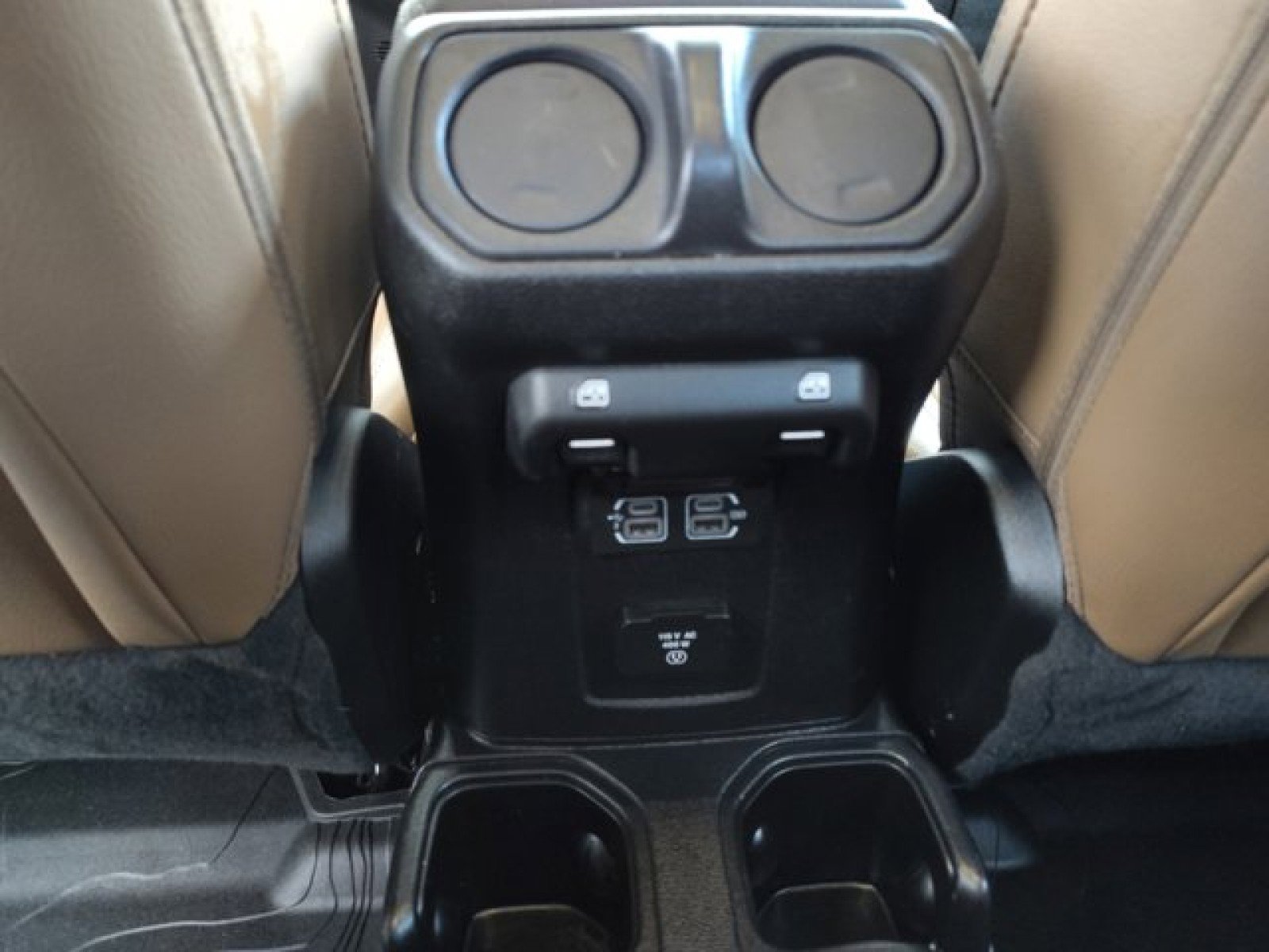 Used 2020 Jeep Gladiator Overland image 13