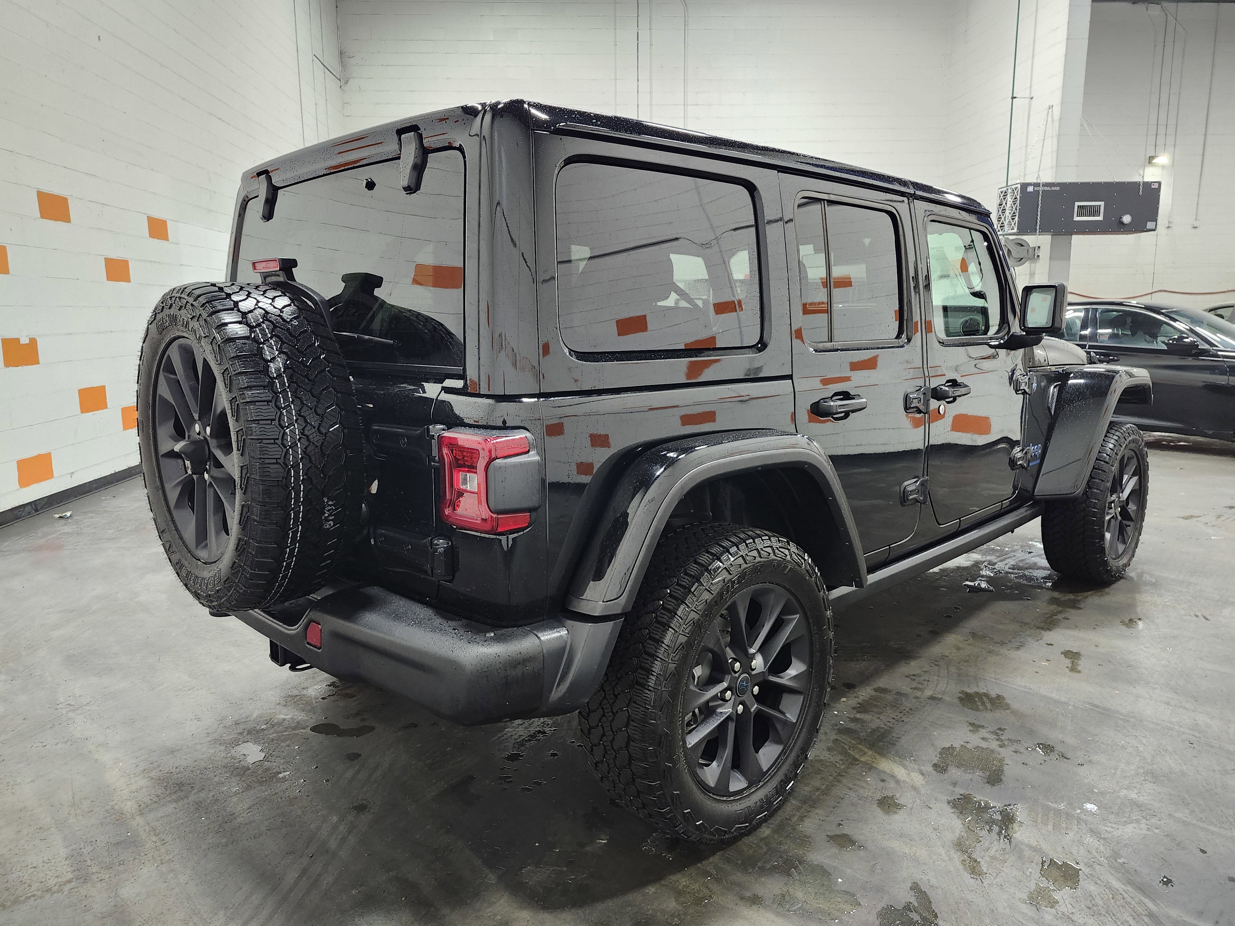 Used 2025 Jeep Wrangler Backcountry image 18