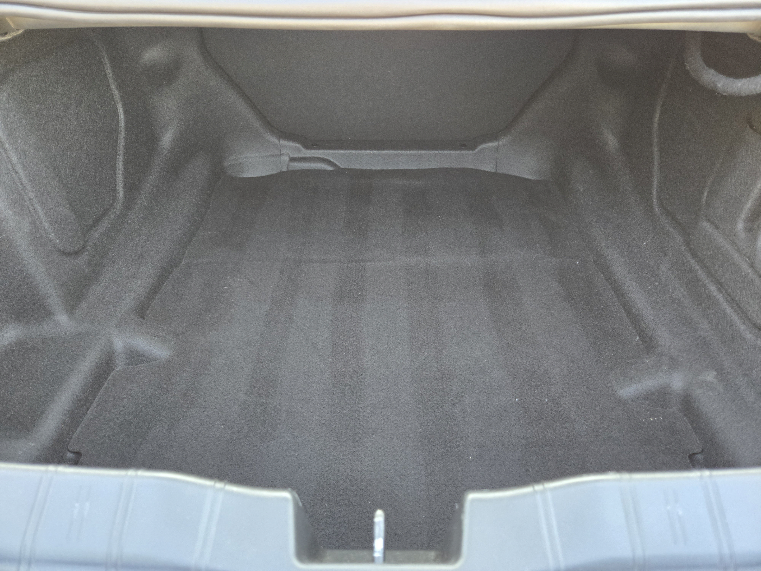 Used 2020 Chevrolet Camaro SS RWD image 27