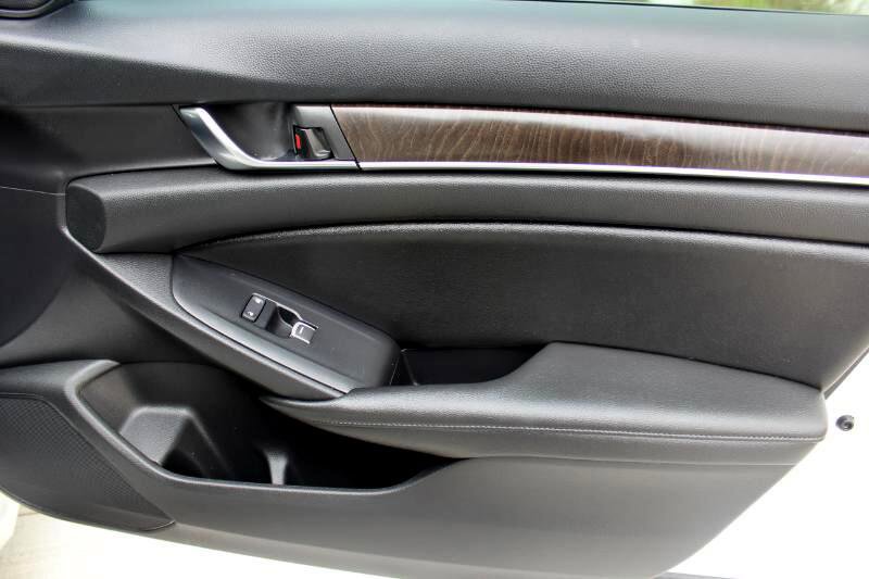 Used 2019 Honda Accord EX image 21