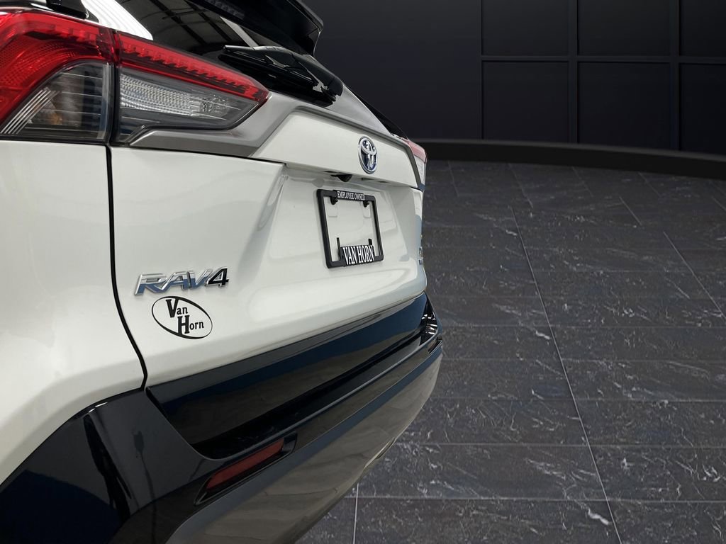 Used 2021 Toyota RAV4 XSE image 34