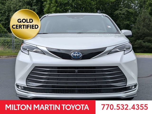 Certified 2023 Toyota Sienna Platinum FWD image 10