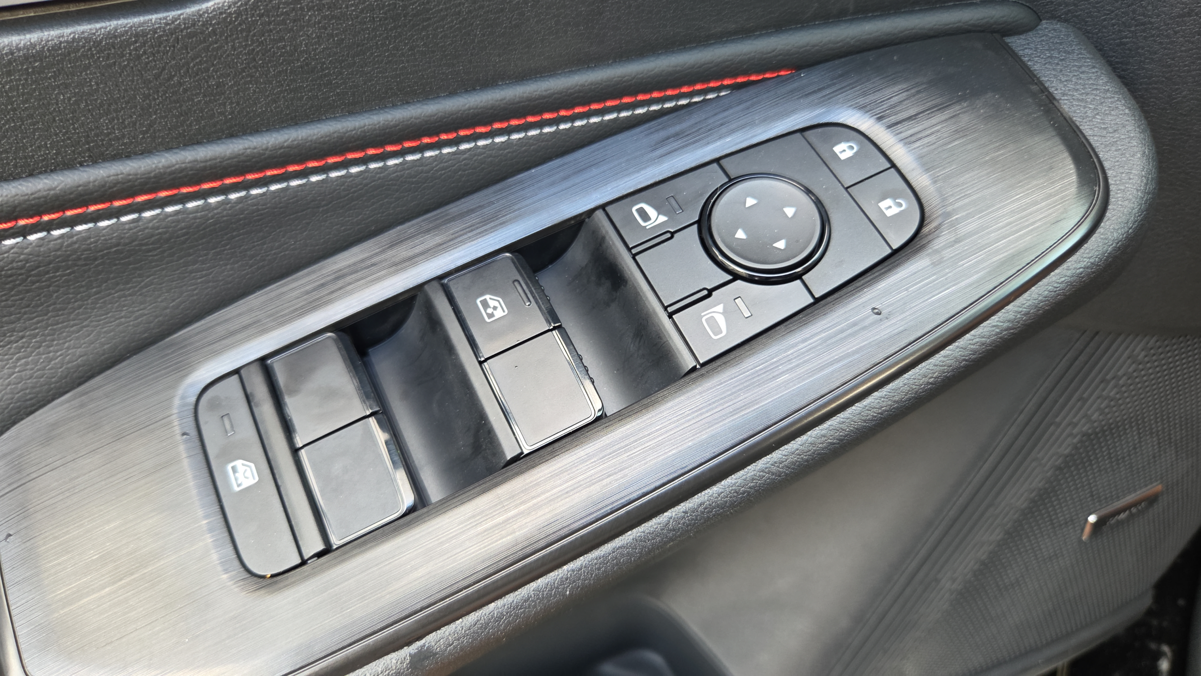 New 2027 Nissan Sentra SR w/ SR Premium Package FWD image 28