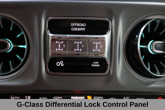 Used 2025 Mercedes-Benz G 63 AMG 4MATIC w/ AMG Offroad Package Pro image 39
