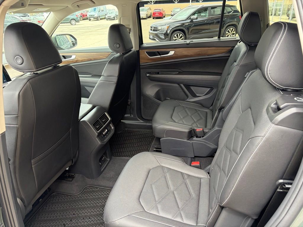 Certified 2026 Volkswagen Atlas SE AWD/4WD image 17