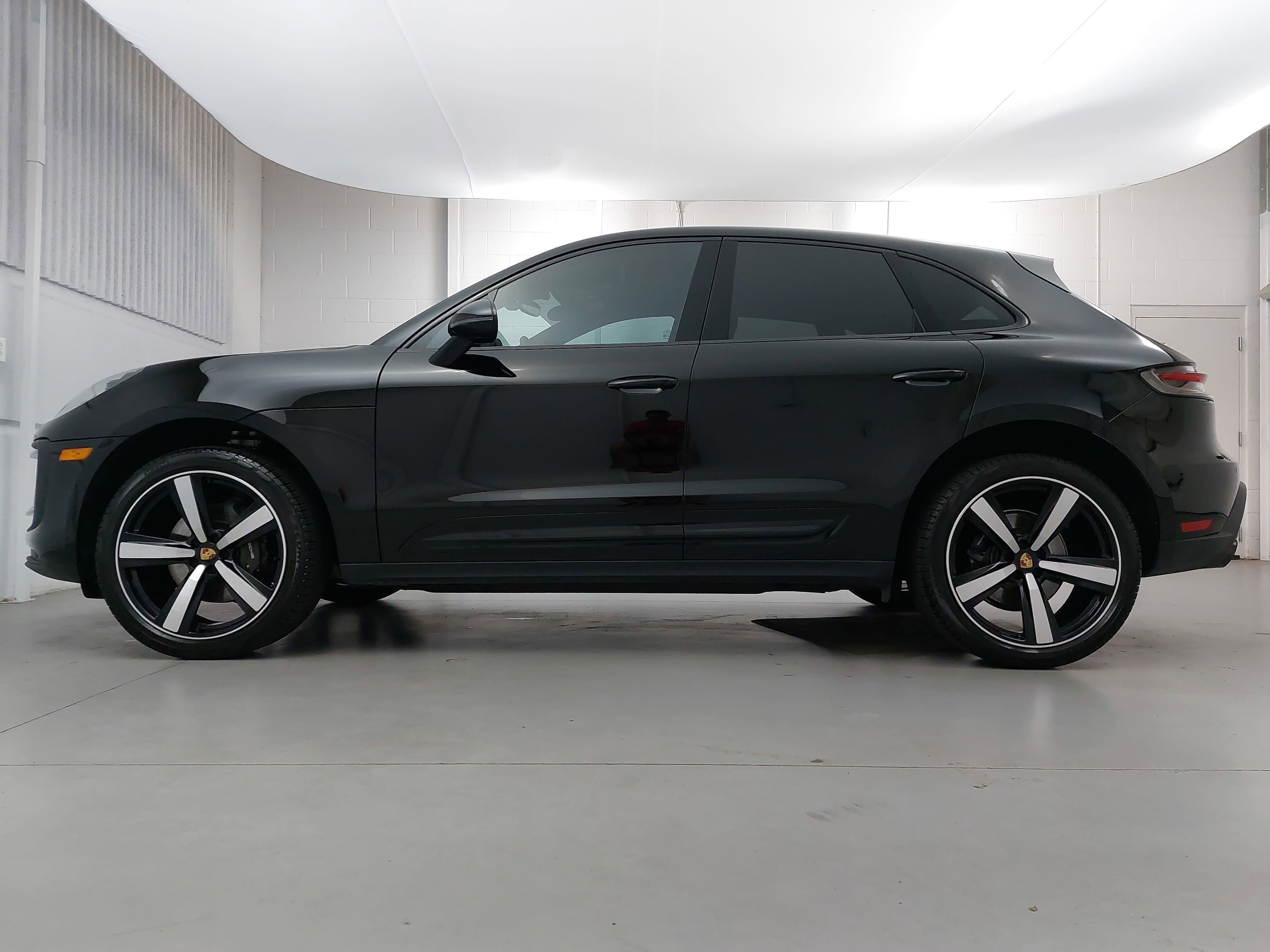 Certified 2024 Porsche Macan Turbo AWD/4WD image 2
