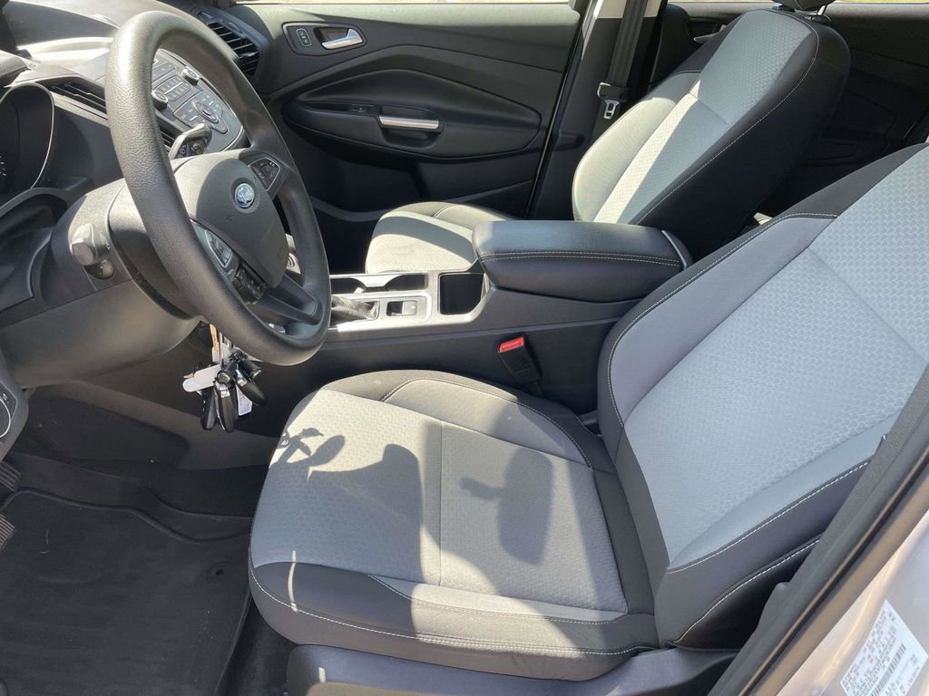 Certified 2018 Ford Escape SE image 13