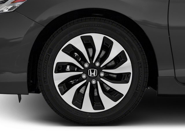 Used 2017 Honda Accord Touring image 11