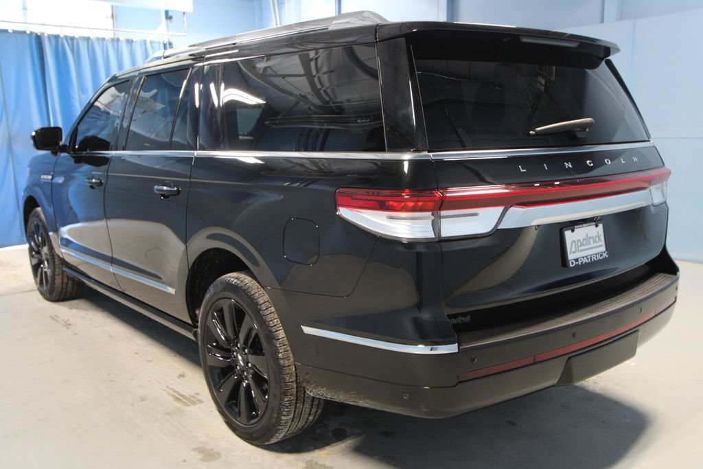 Used 2024 Lincoln Navigator L Reserve AWD/4WD image 32
