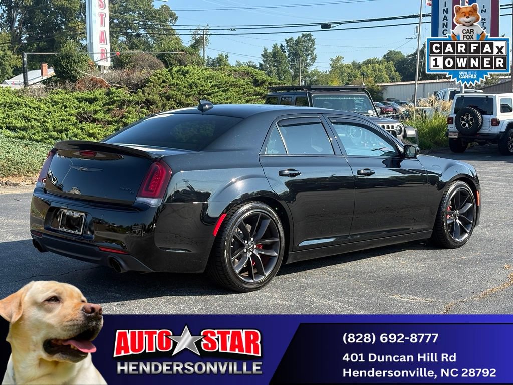 Used 2023 Chrysler 300 C RWD image 3