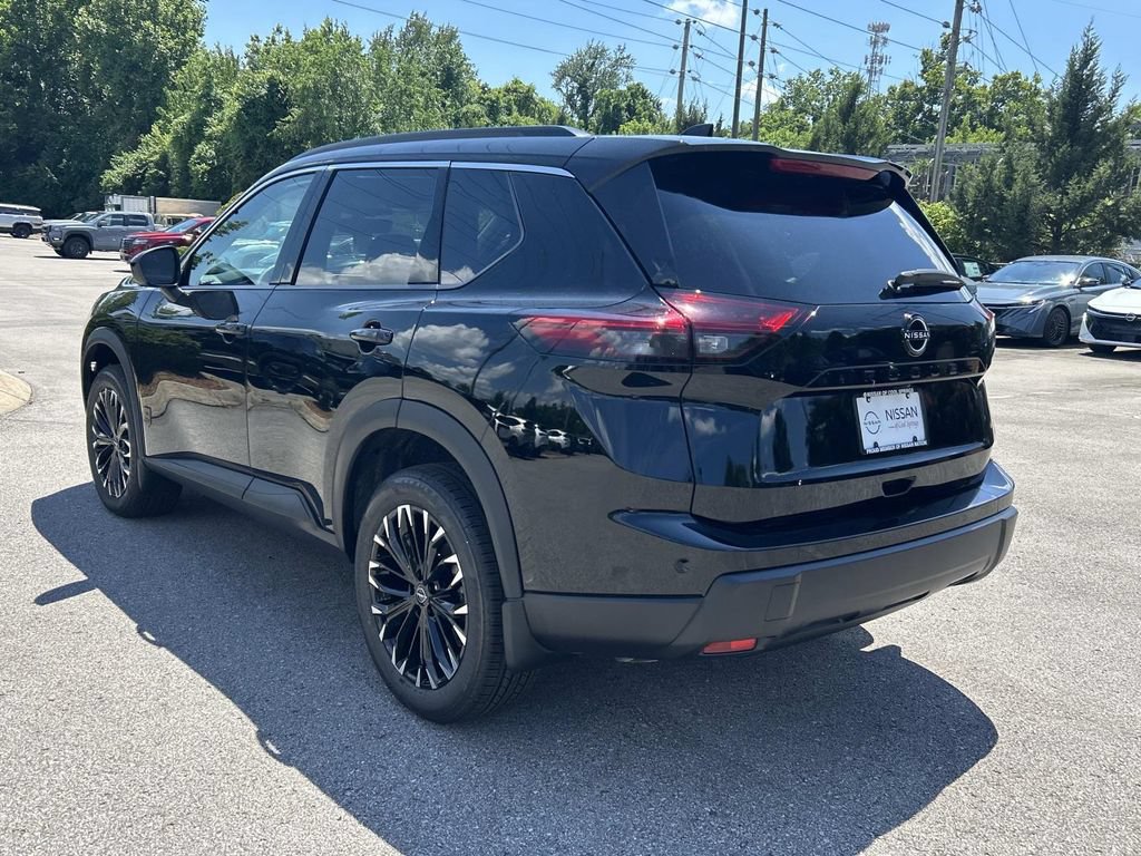 New 2026 Nissan Rogue Dark Armor FWD image 5