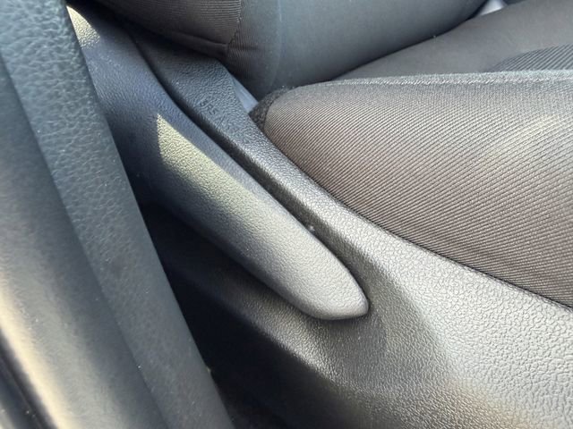 Used 2025 Toyota RAV4 LE image 27