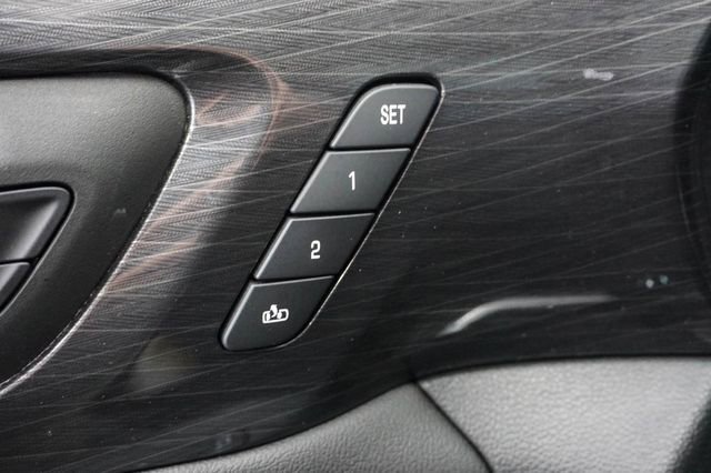 Used 2023 Chevrolet Traverse High Country image 8