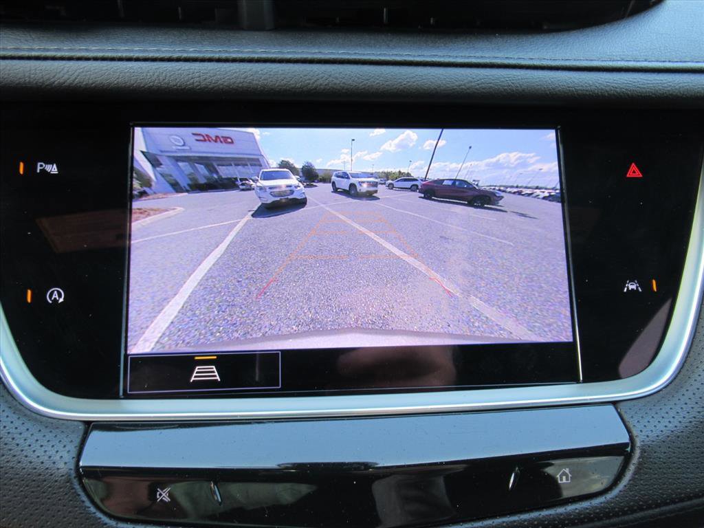 Used 2022 Cadillac XT6 Luxury image 29