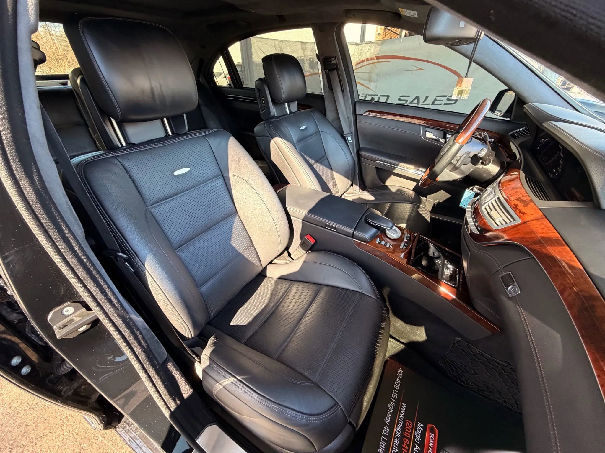 Used 2011 Mercedes-Benz S 63 AMG image 37