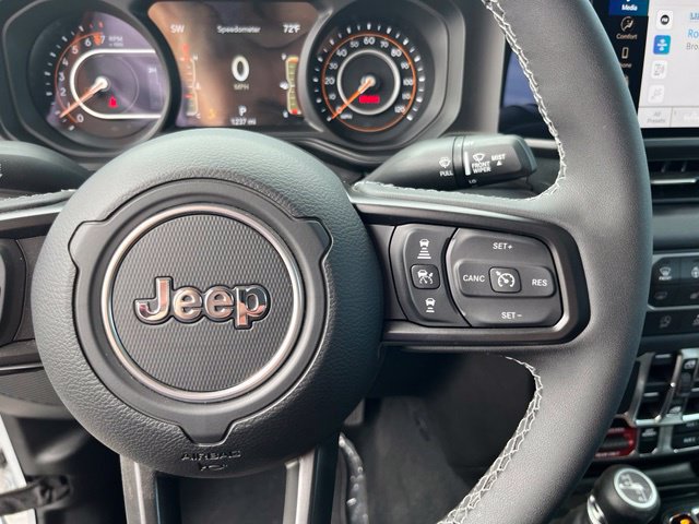 New 2026 Jeep Gladiator Mojave AWD/4WD image 28