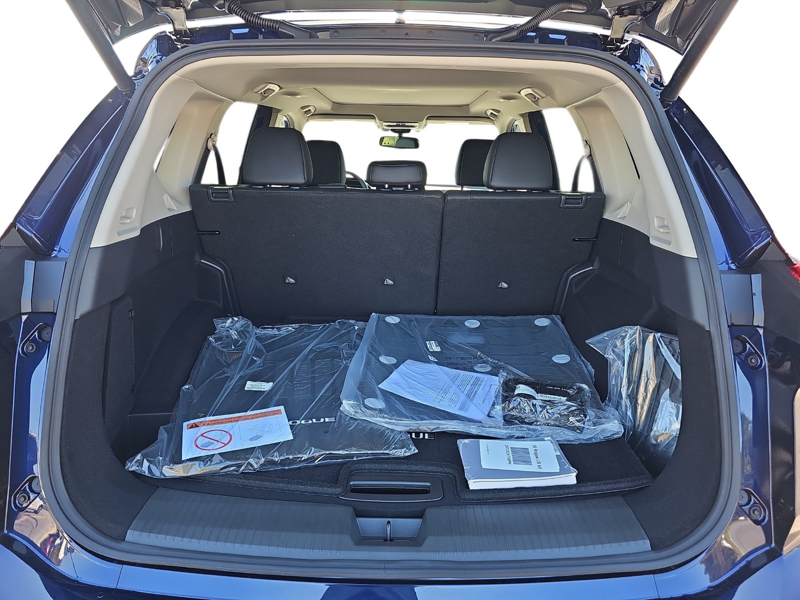 New 2026 Nissan Rogue Platinum w/ Platinum Premium Package AWD/4WD image 30