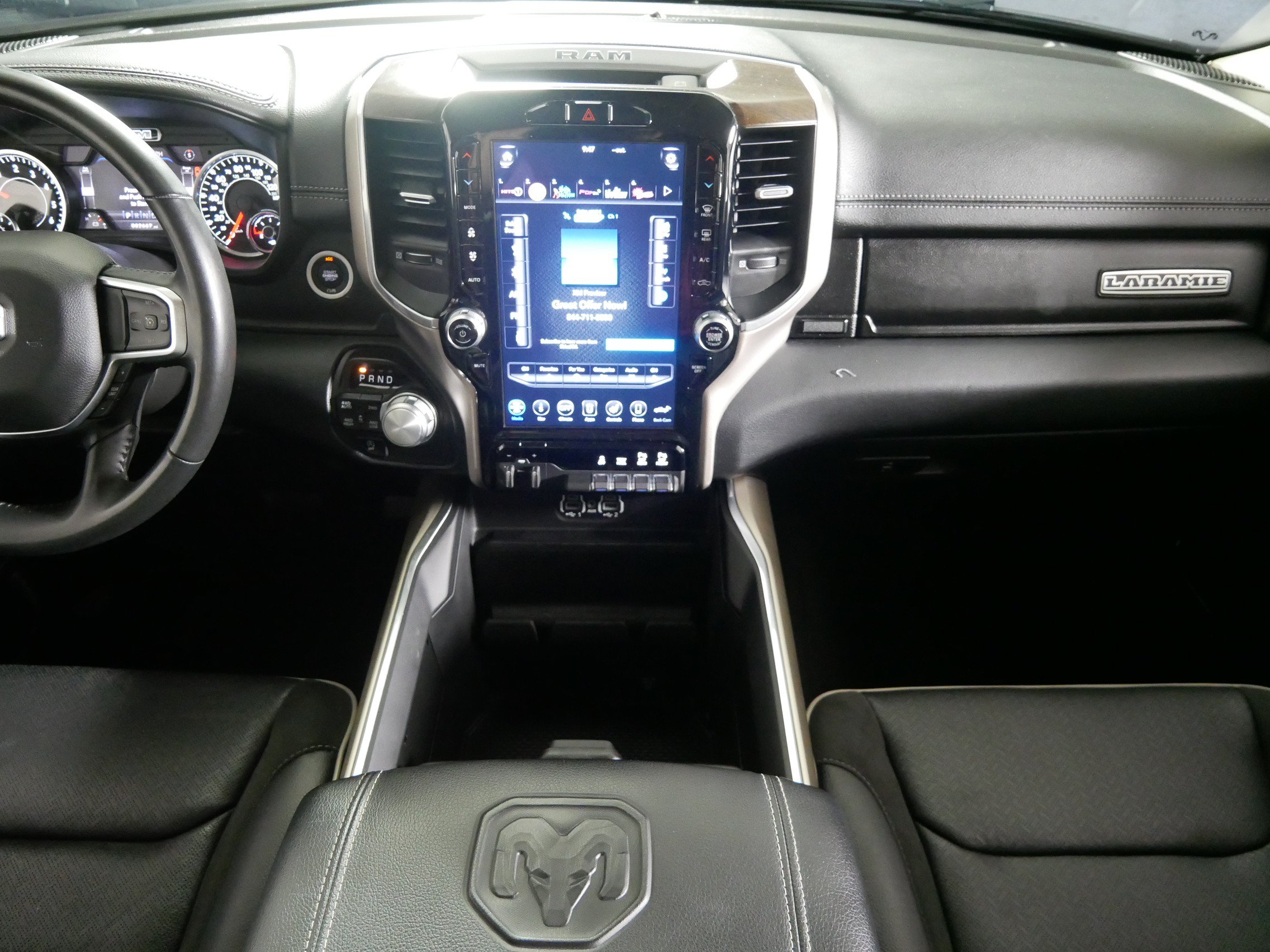 Used 2021 RAM 1500 Laramie AWD/4WD image 10