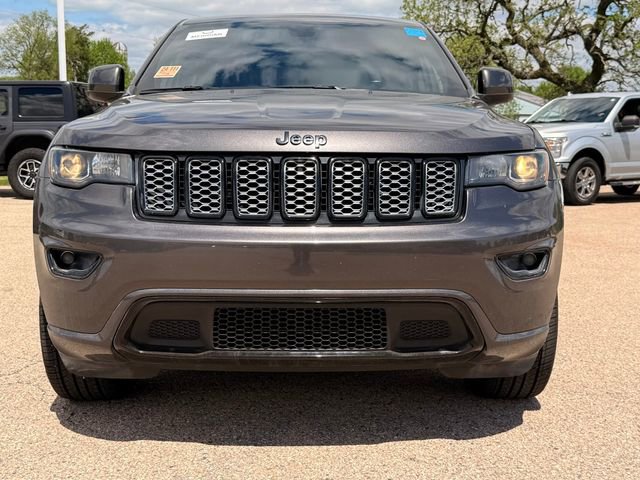 Used 2019 Jeep Grand Cherokee Altitude RWD image 29