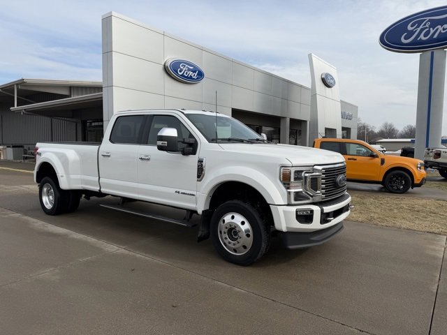 Used 2022 Ford F450 Platinum w/ FX4 Off-Road Package image 1