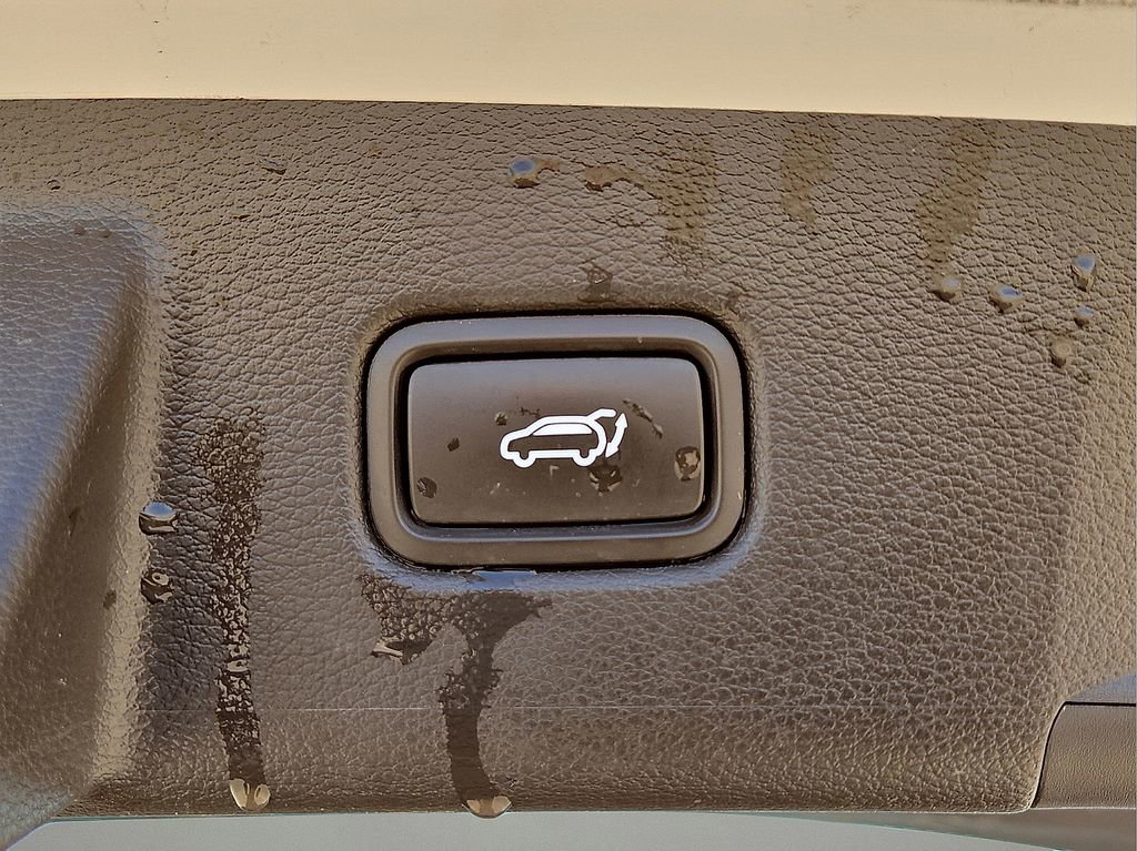 Used 2022 Kia Telluride SX w/ Towing Package image 13