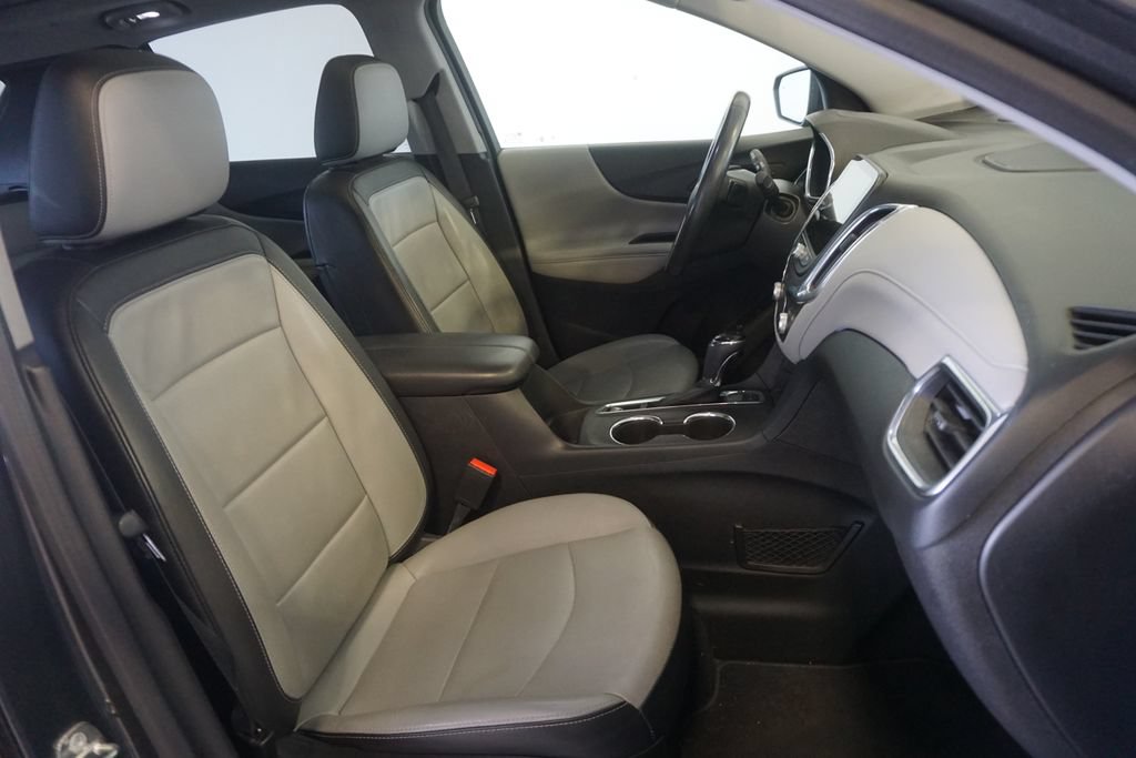 Used 2018 Chevrolet Equinox Premier AWD/4WD image 26