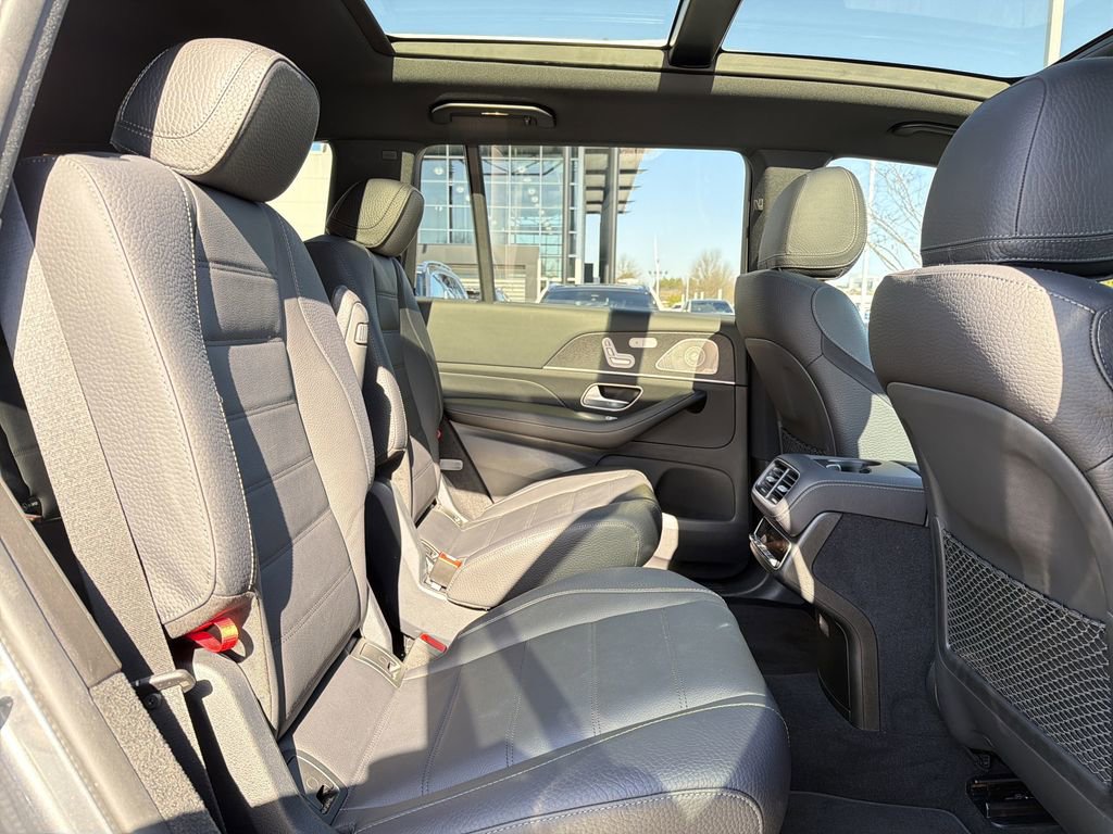 Certified 2023 Mercedes-Benz GLS 450 4MATIC image 18