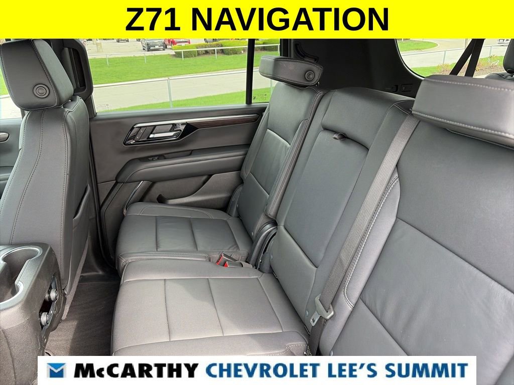 Used 2025 Chevrolet Suburban Z71 AWD/4WD image 48