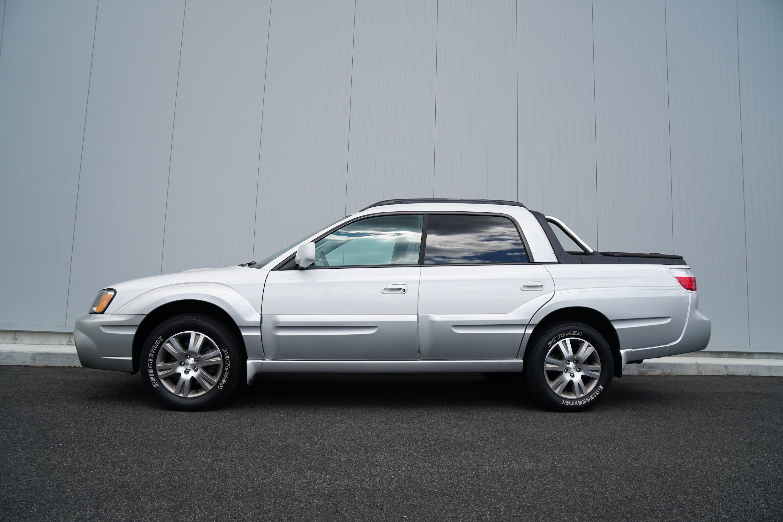 Used 2005 Subaru Baja Turbo AWD/4WD image 1
