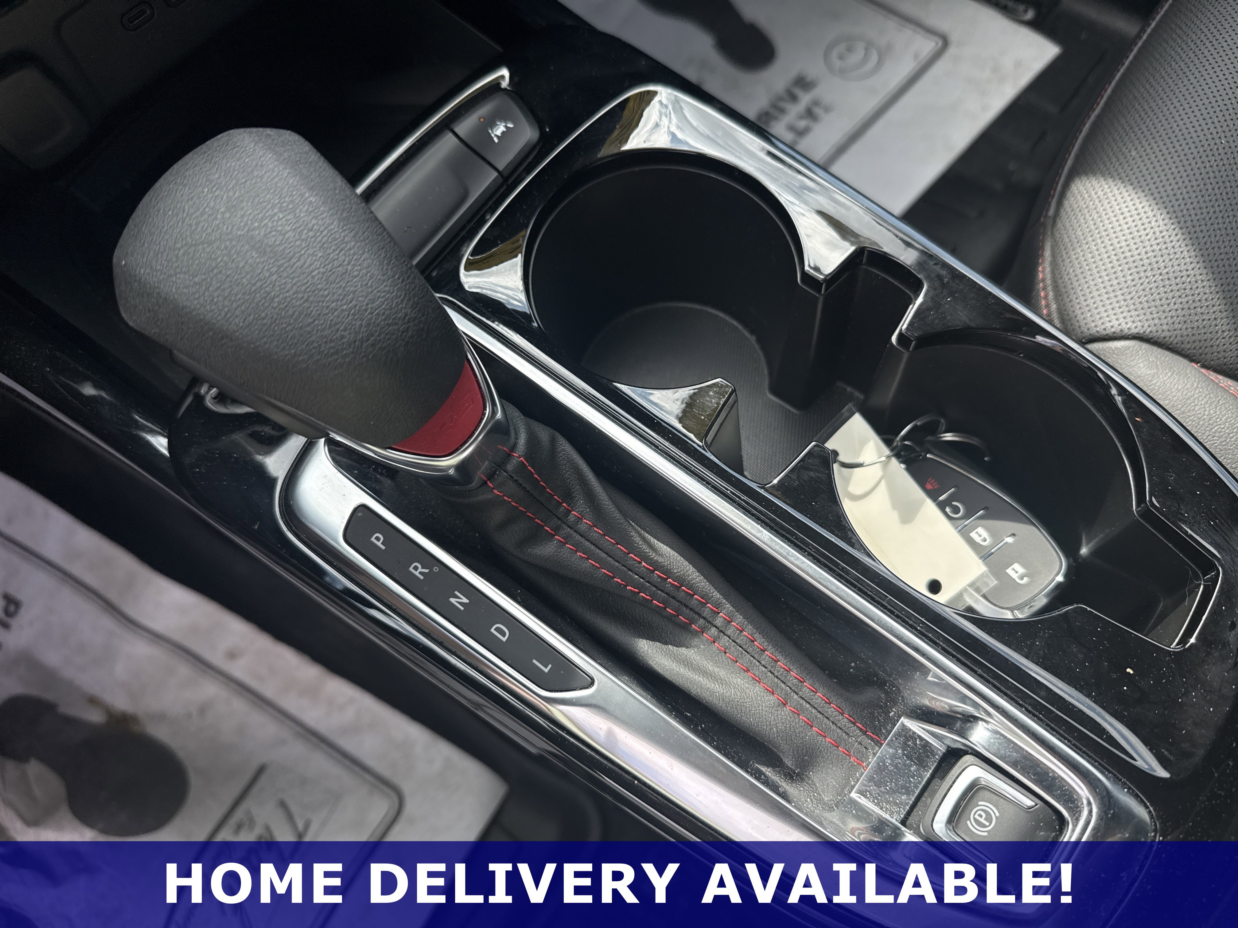 Used 2024 Chevrolet Trax RS w/ Sunroof Package image 13