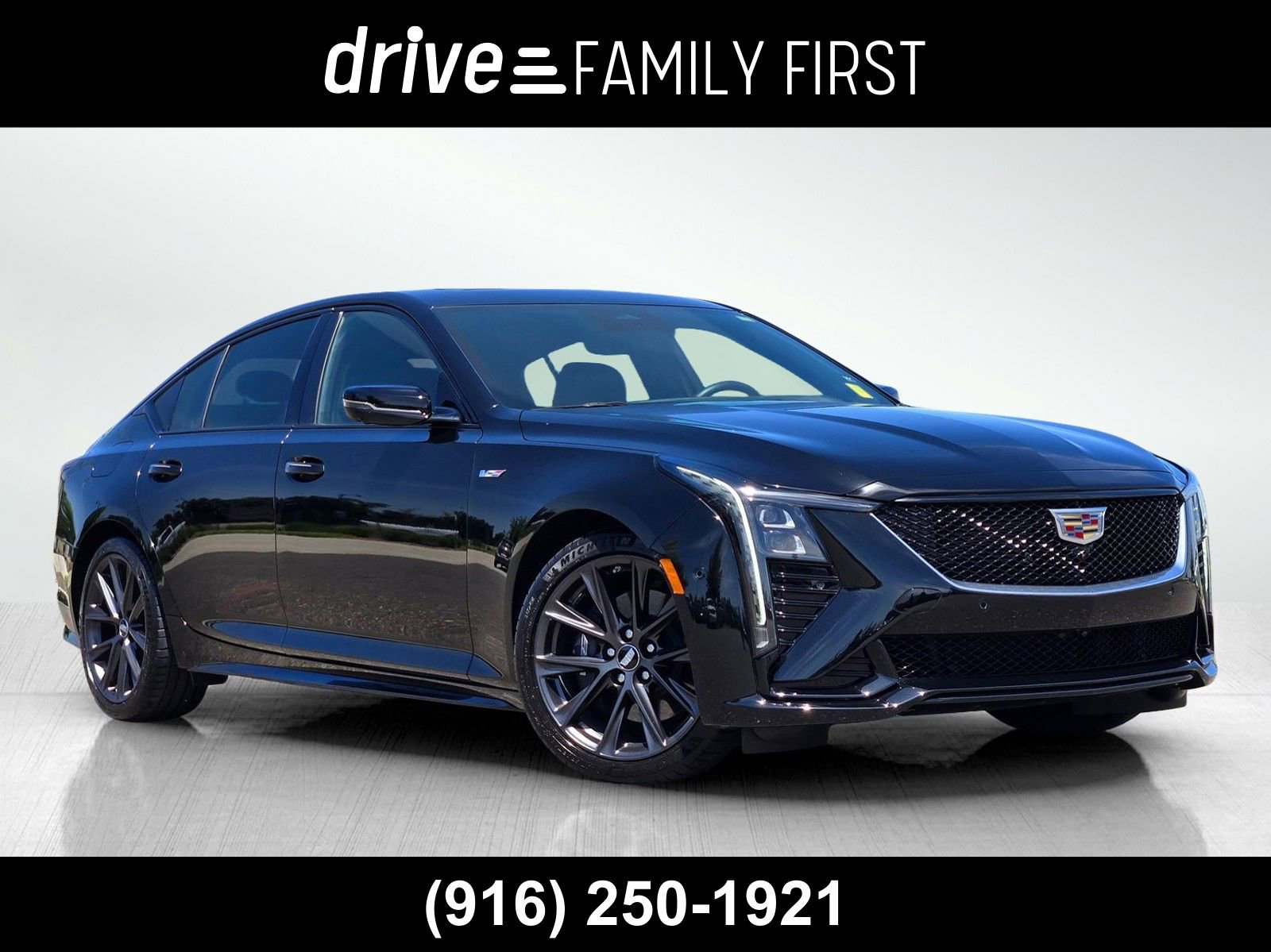 Used 2025 Cadillac CT5 V RWD image 1