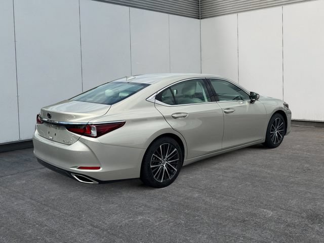 Used 2022 Lexus ES 350 w/ Premium Package FWD image 5
