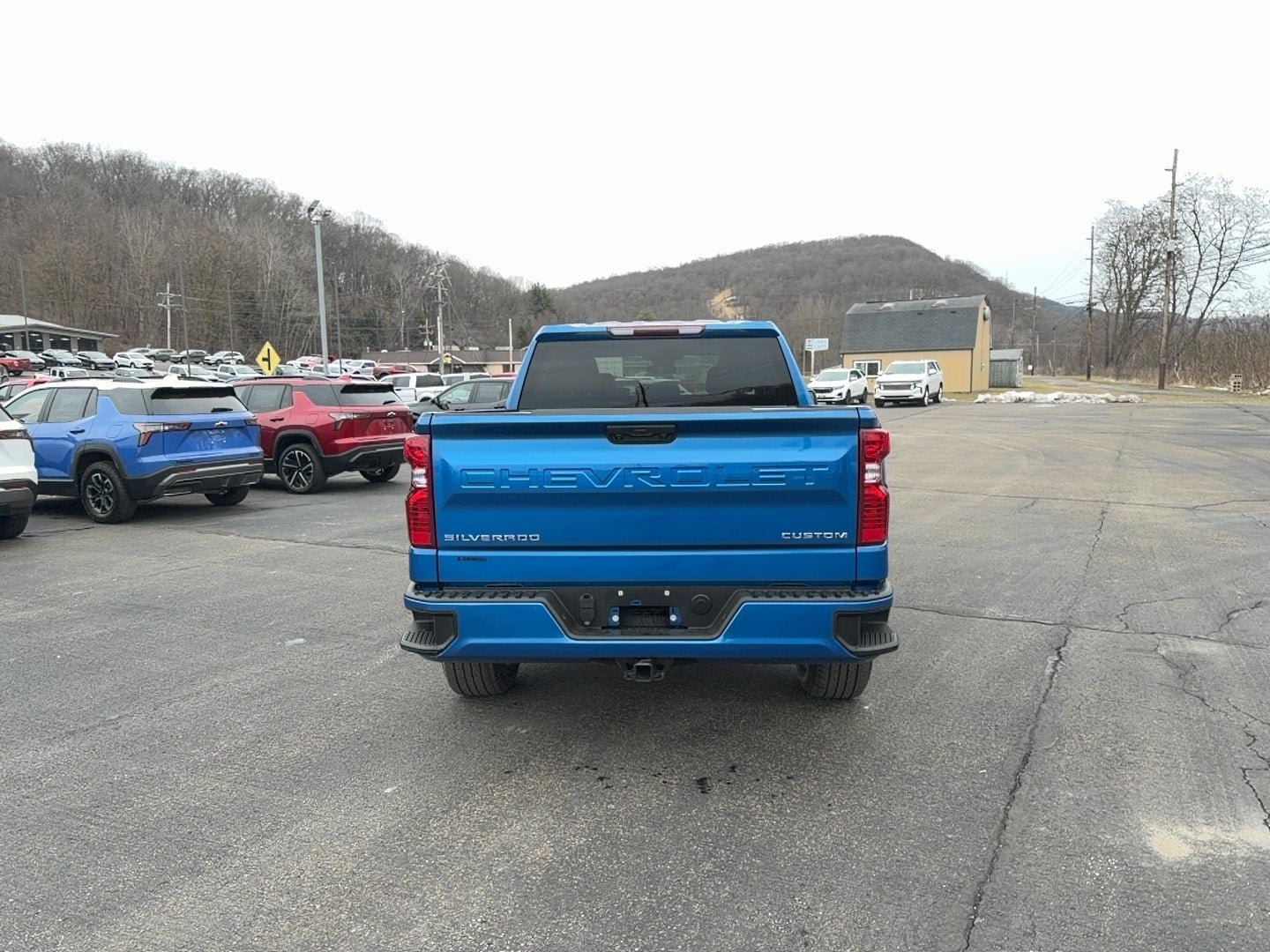 Used 2023 Chevrolet Silverado 1500 Custom AWD/4WD image 6